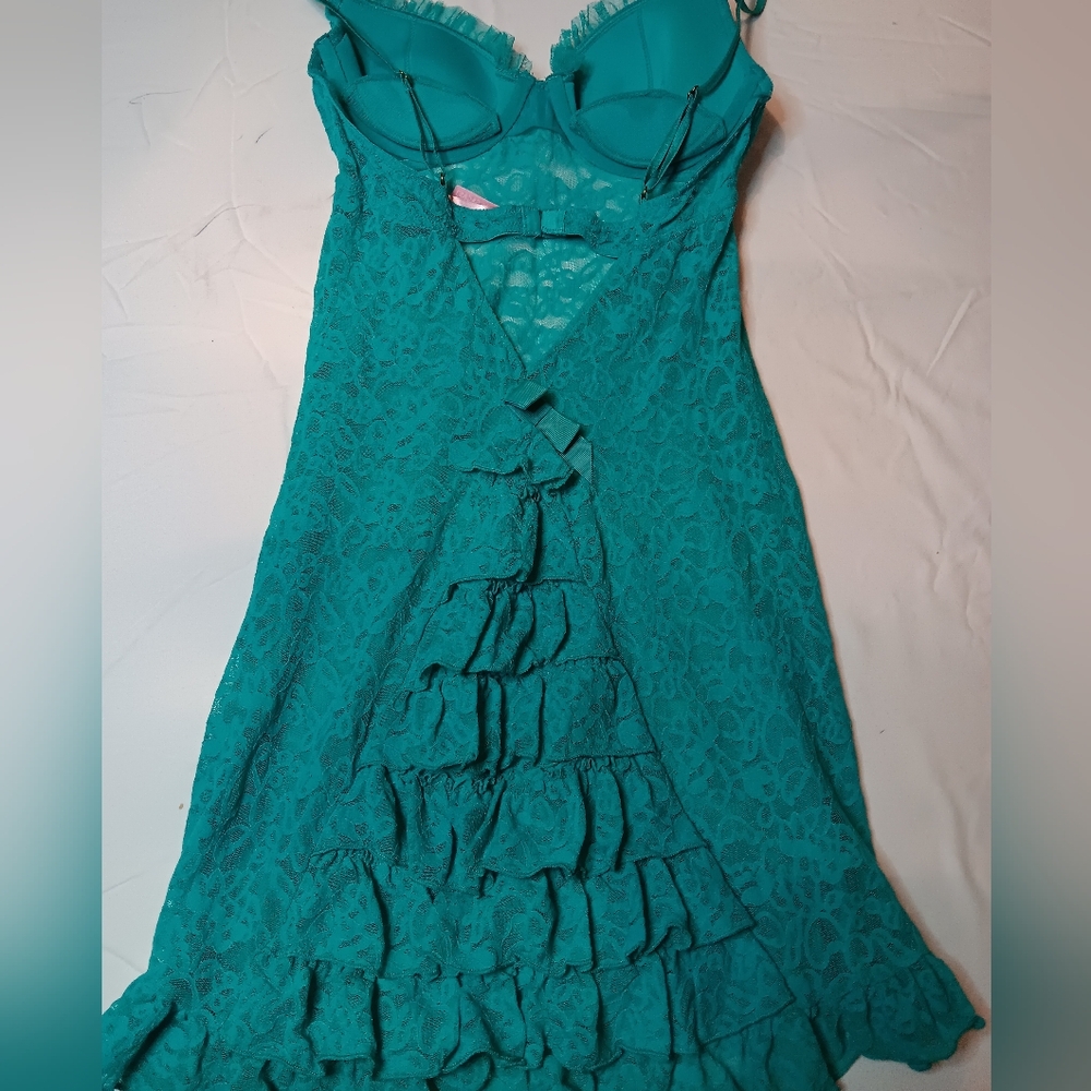 VICTORIA'S Secret Teal blue The Lacie Bustle Back Lingerie Sleepwear M